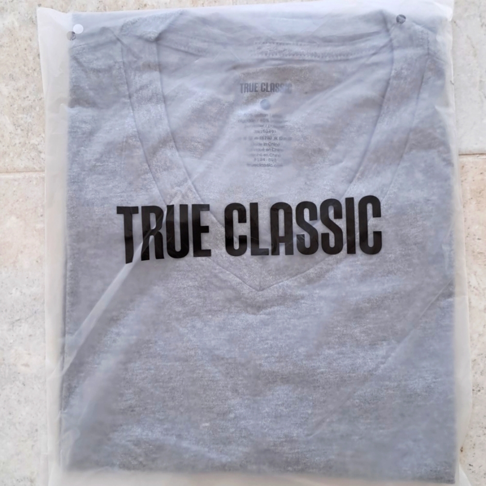 NWOT Men's True Classic T-shirt